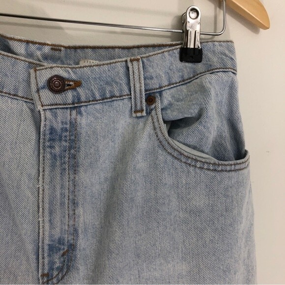 Levis Jeans Womens 30 Light Wash Vintage 551 Relaxed Fit Tapered Leg High Waist - Picture 11 of 15